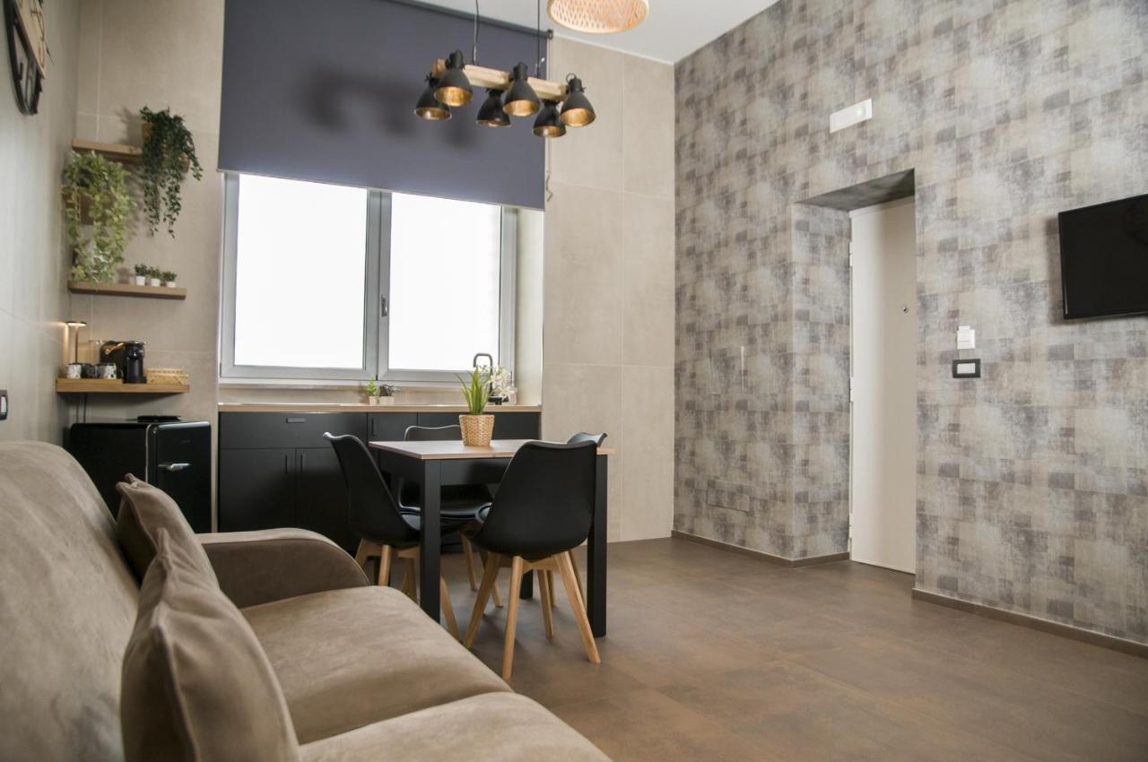 باري Suite 18 Luxury Apartments المظهر الخارجي الصورة
