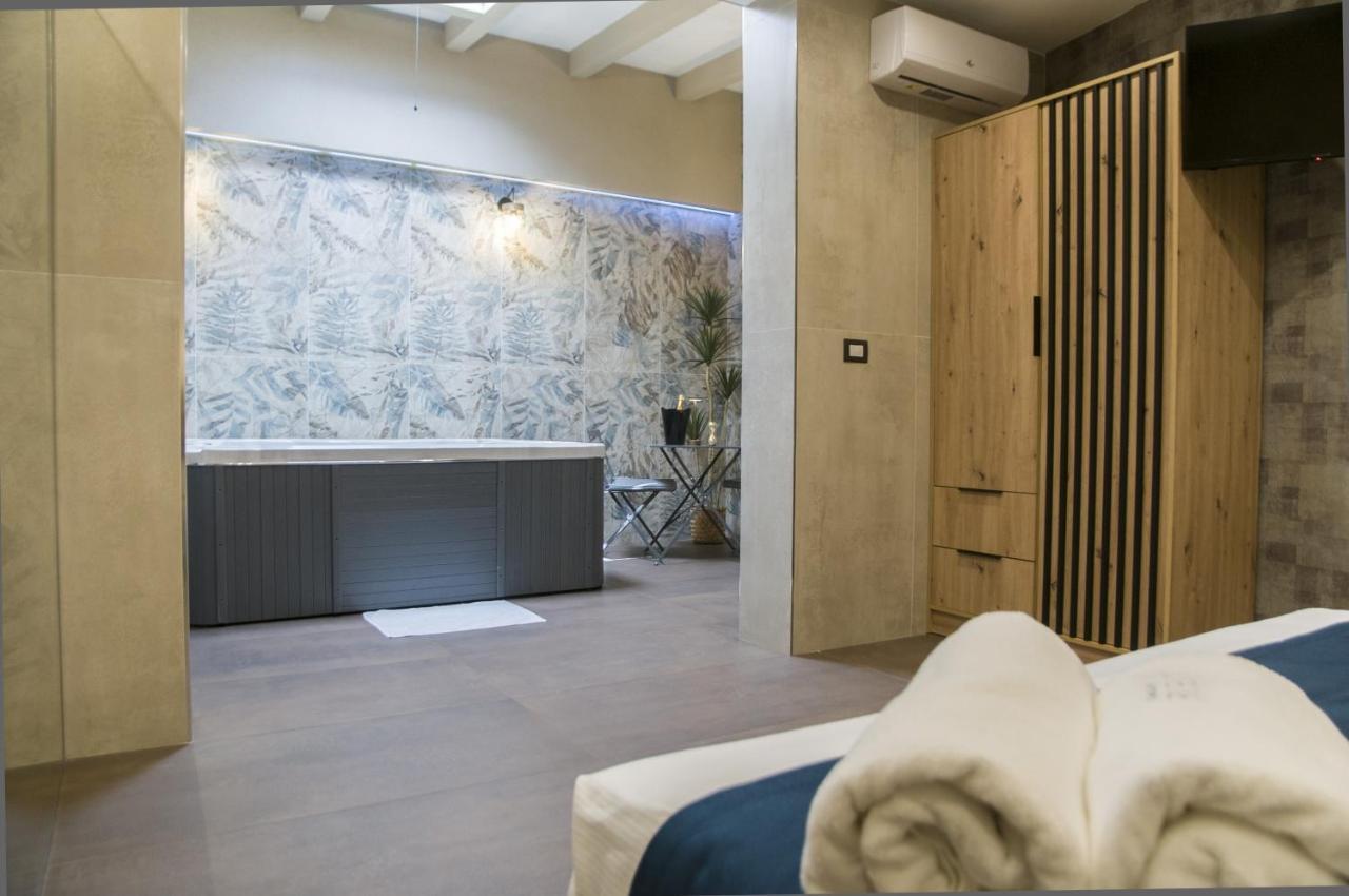 باري Suite 18 Luxury Apartments المظهر الخارجي الصورة
