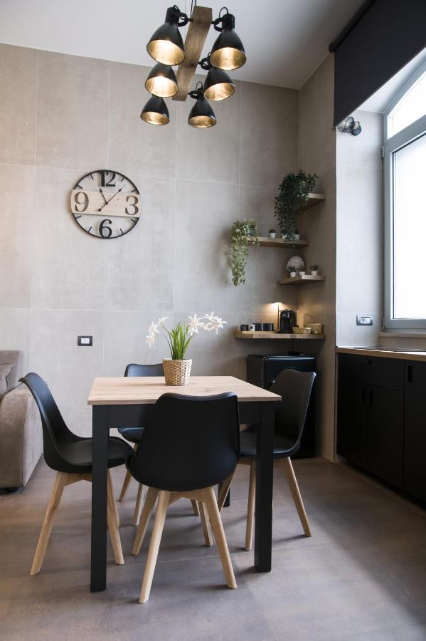 باري Suite 18 Luxury Apartments المظهر الخارجي الصورة