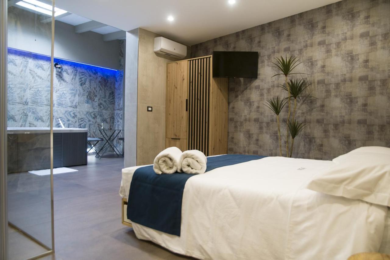باري Suite 18 Luxury Apartments المظهر الخارجي الصورة