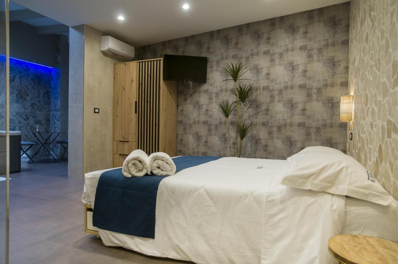 باري Suite 18 Luxury Apartments المظهر الخارجي الصورة